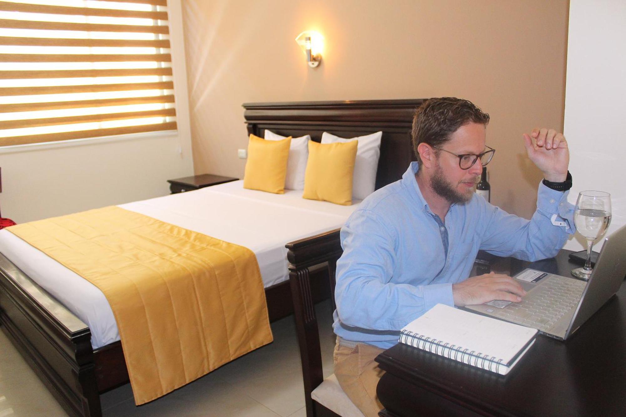Hotel Flamingo ปูแอร์โตอาโยรา ภายนอก รูปภาพ
