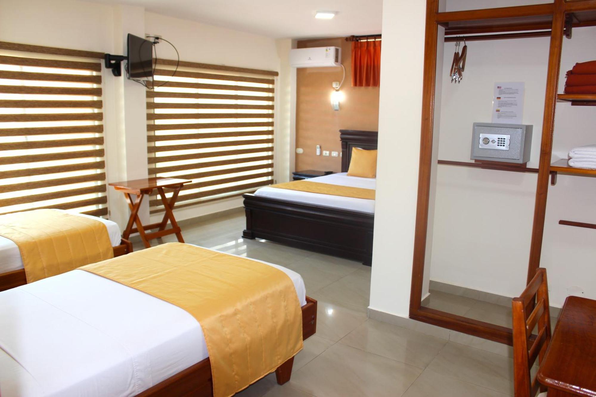 Hotel Flamingo ปูแอร์โตอาโยรา ภายนอก รูปภาพ